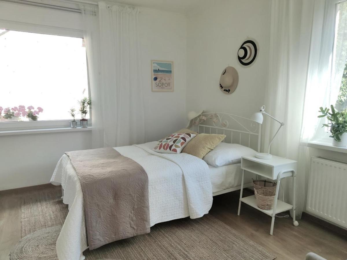 Apartament W Sasiedztwie Lasu 1800M Od Morza Sopot Esterno foto